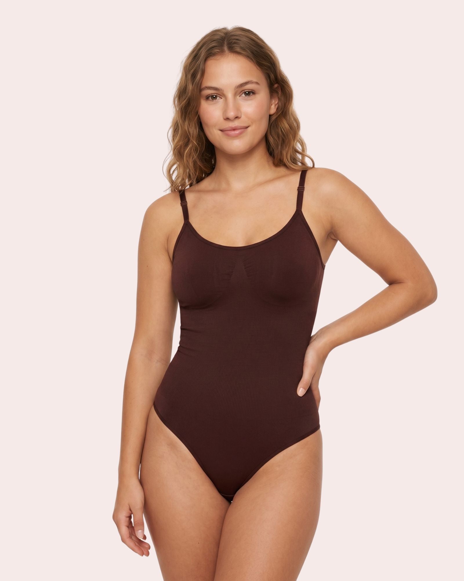 Nahtloser Shapewear Body Damen mit Verstellbaren Trägern
